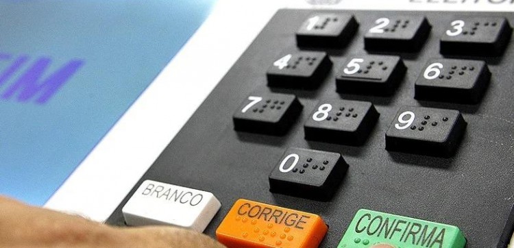 Pesquisa mostra cenário eleitoral para a corrida ao Senado no RS