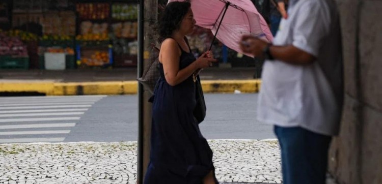 Segunda-feira tem nuvens e grande chance de chuva em quase todo RS