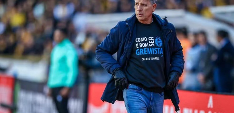 Grêmio acerta retorno de Renato Portaluppi