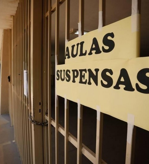 Aulas da rede estadual não serão retomadas após 30 de abril.
