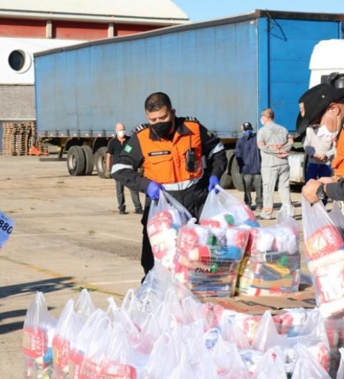 Primeiro ciclo de entregas dos kits de alimentação escolar é concluído.