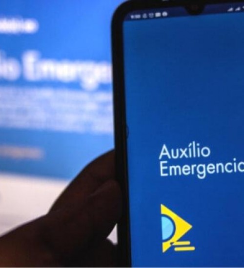Governo quer estender auxílio com 2 parcelas de R$ 300.
