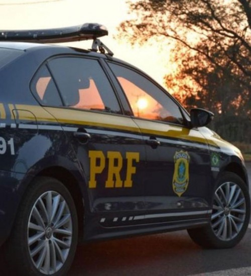 Homem viaja quase 500 km pendurado em caminhão em SC.