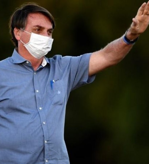 Com vetos, Bolsonaro sanciona MP que flexibiliza ano letivo.