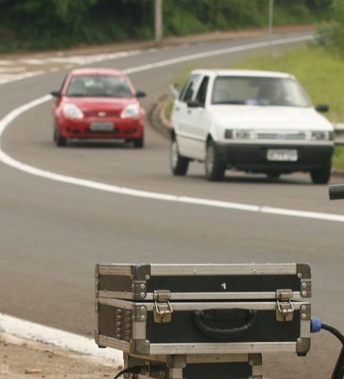 Multas em rodovias federais caem 22% na pandemia.