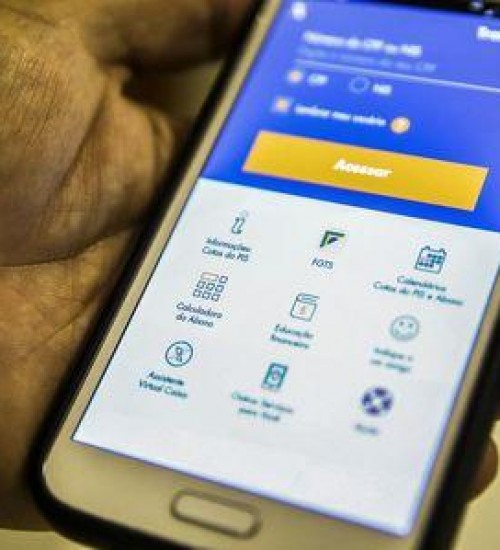 Trabalhador pode solicitar saque de R$ 1.045 do FGTS até quinta-feira.