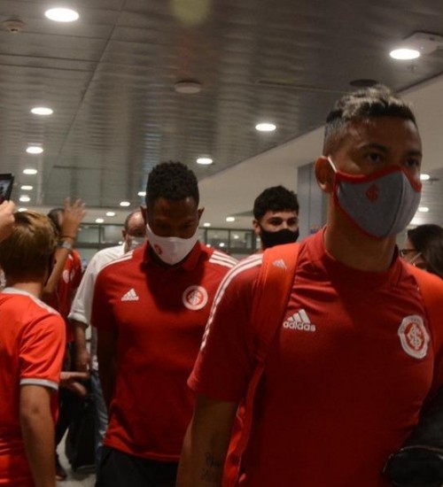 Inter desembarca com apoio da torcida e clima de esperança no título.