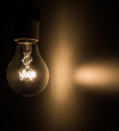 Oscilação de energia elétrica causa transtorno em Itatiba do Sul.