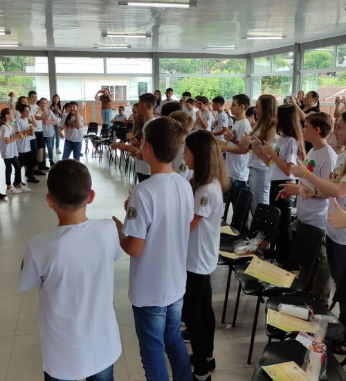 Formatura dos alunos do PROERD em Barra do Rio Azul.