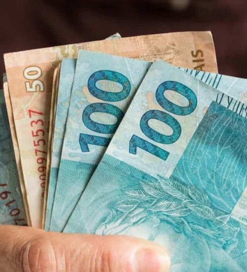 INSS aponta R$ 45 mi de descontos indevidos em aposentadorias