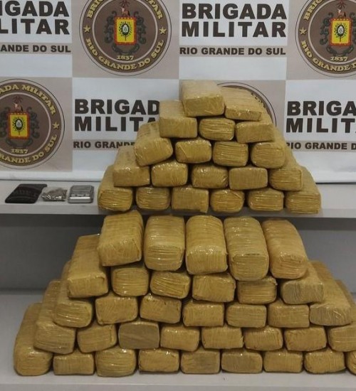 Brigada Militar apreende 38 quilos de maconha em Erechim