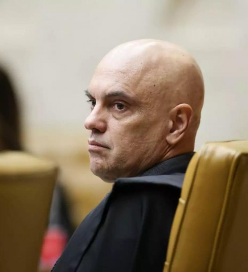 Bolsonaro e mais sete réus em julgamento histórico a partir desta terça