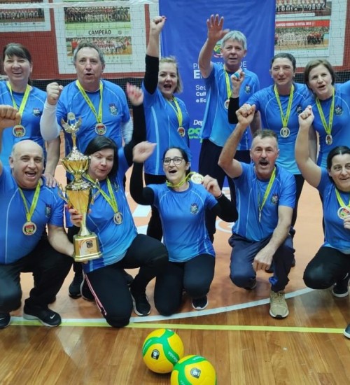 Equipe de Itatiba do Sul campeã do Torneio Erechim de Câmbio Misto