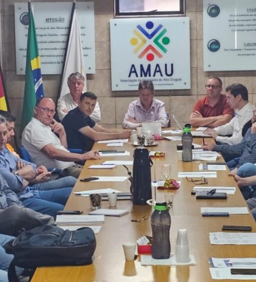 Pautas regionais estratégicas em reunião da AMAU