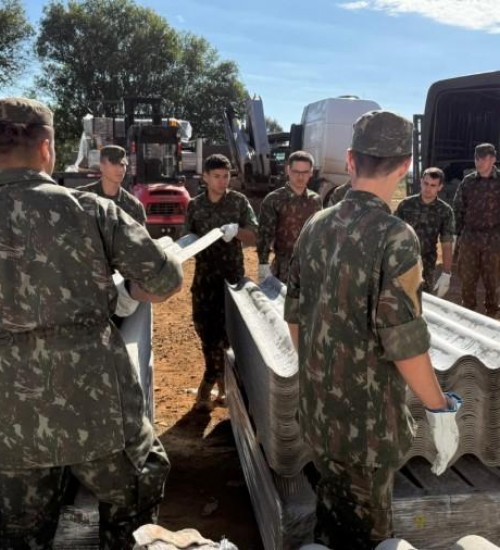 Exército prestando trabalho fundamental na recuperação de Erechim
