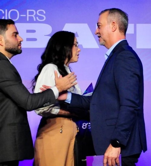 Comando nacional do PT rifa Pretto e determina apoio a Juliana Brizola