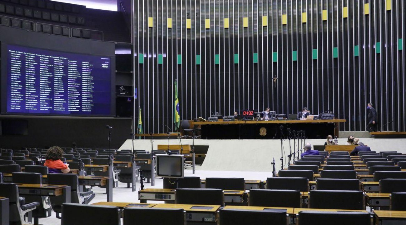 Câmara pode votar hoje 2º turno da PEC do Orçamento de Guerra.