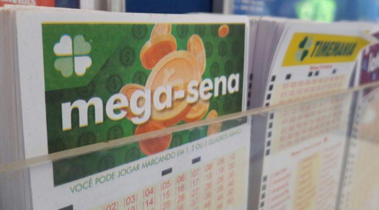 Mega-Sena: ninguém acerta as seis dezenas, e prêmio vai a R$ 56 milhões.