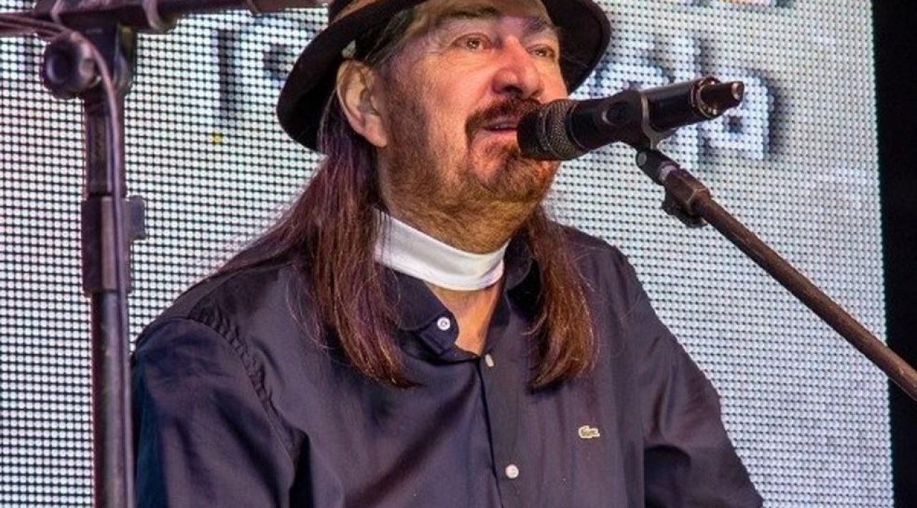 Morre o cantor e compositor Porca Véia.