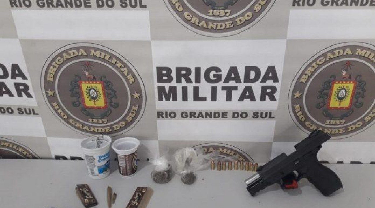 Brigada Militar apreende arma e entorpecentes em Aratiba.