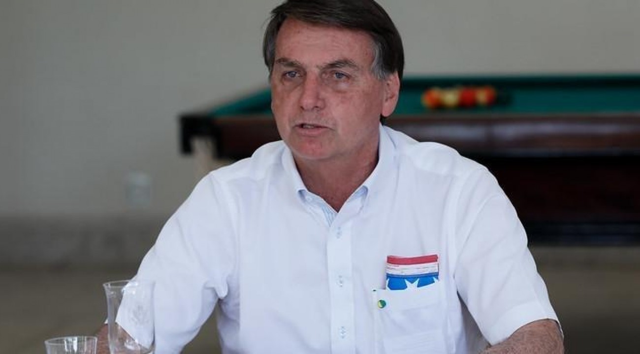 Jair Bolsonaro testa positivo para Covid-19.