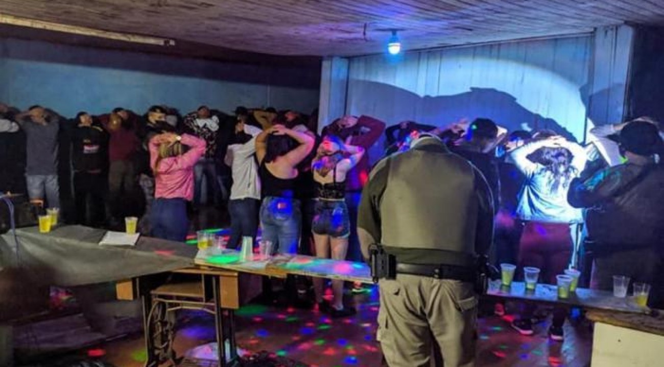 Polícia dispersa festa de casamento em Passo Fundo.