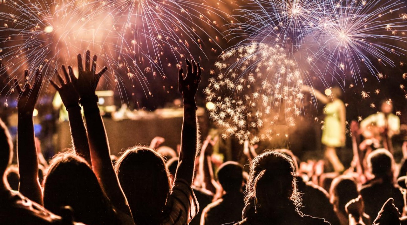 Governo do RS propõe que prefeituras suspendam festas de fim de ano.