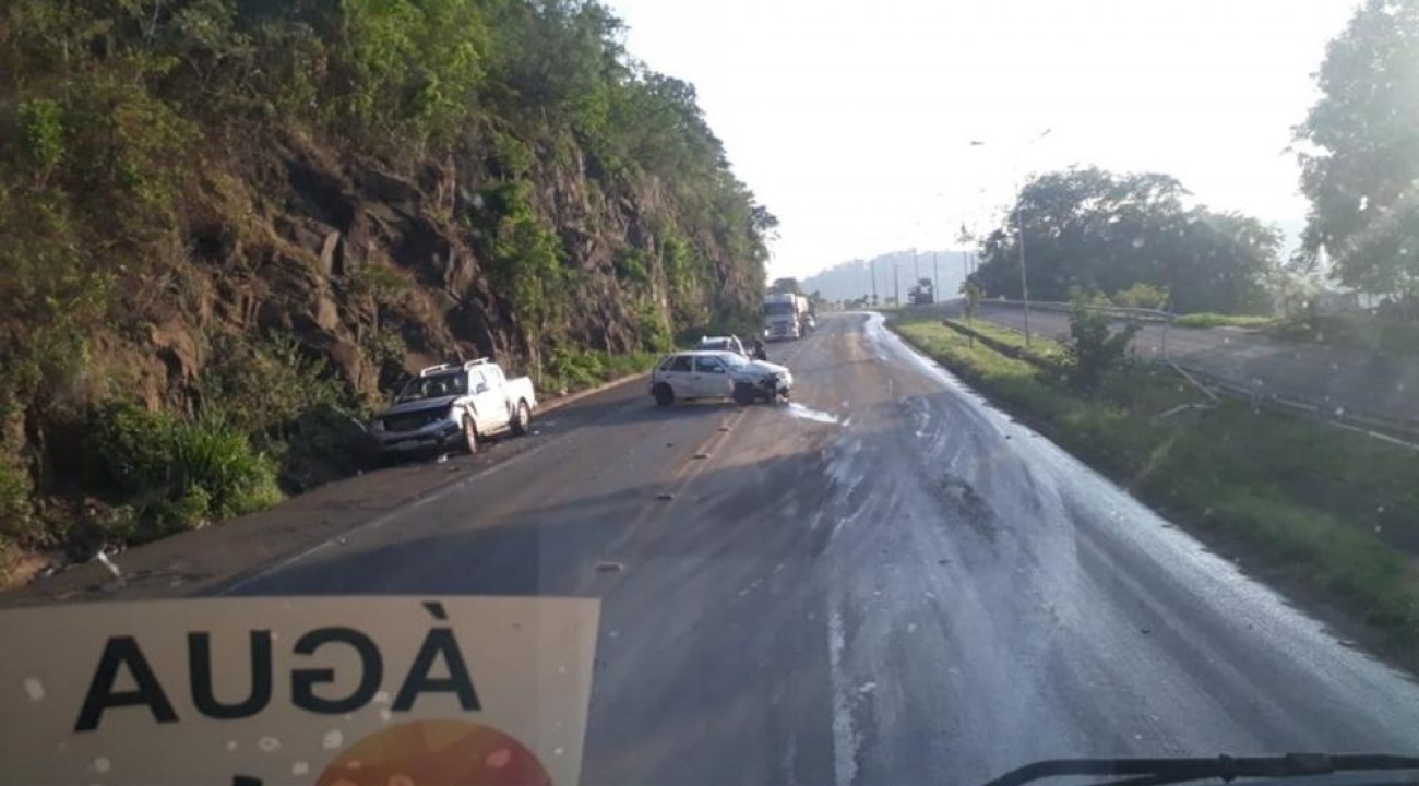 Duas pessoas ficam feridas após acidente no Goio-Ên.