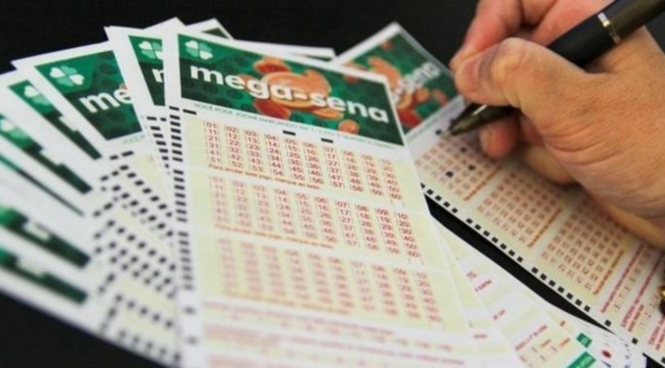 Mega-Sena acumula e poderá pagar R$ 40 milhões.