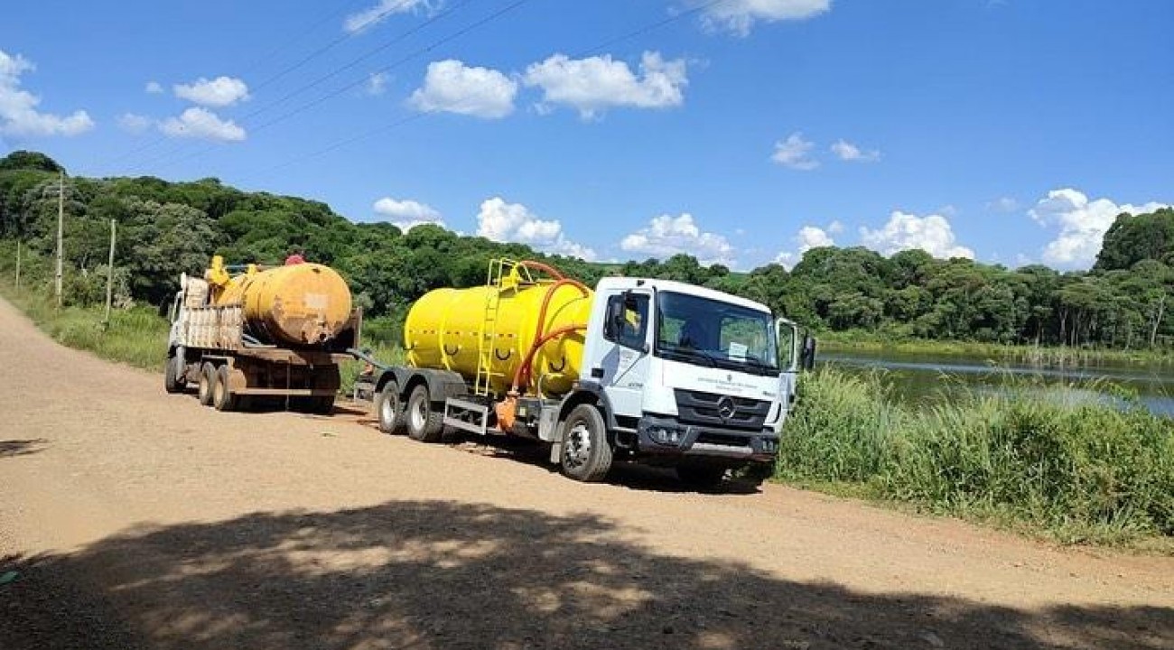 Erval Grande auxilia agricultores em período de estiagem.