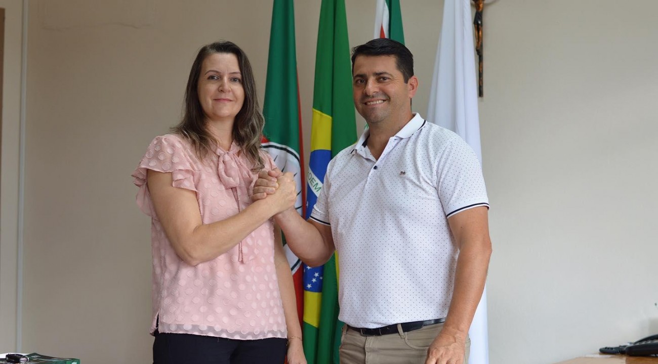 Prefeita em Exercício de Erval Grande é uma mulher.