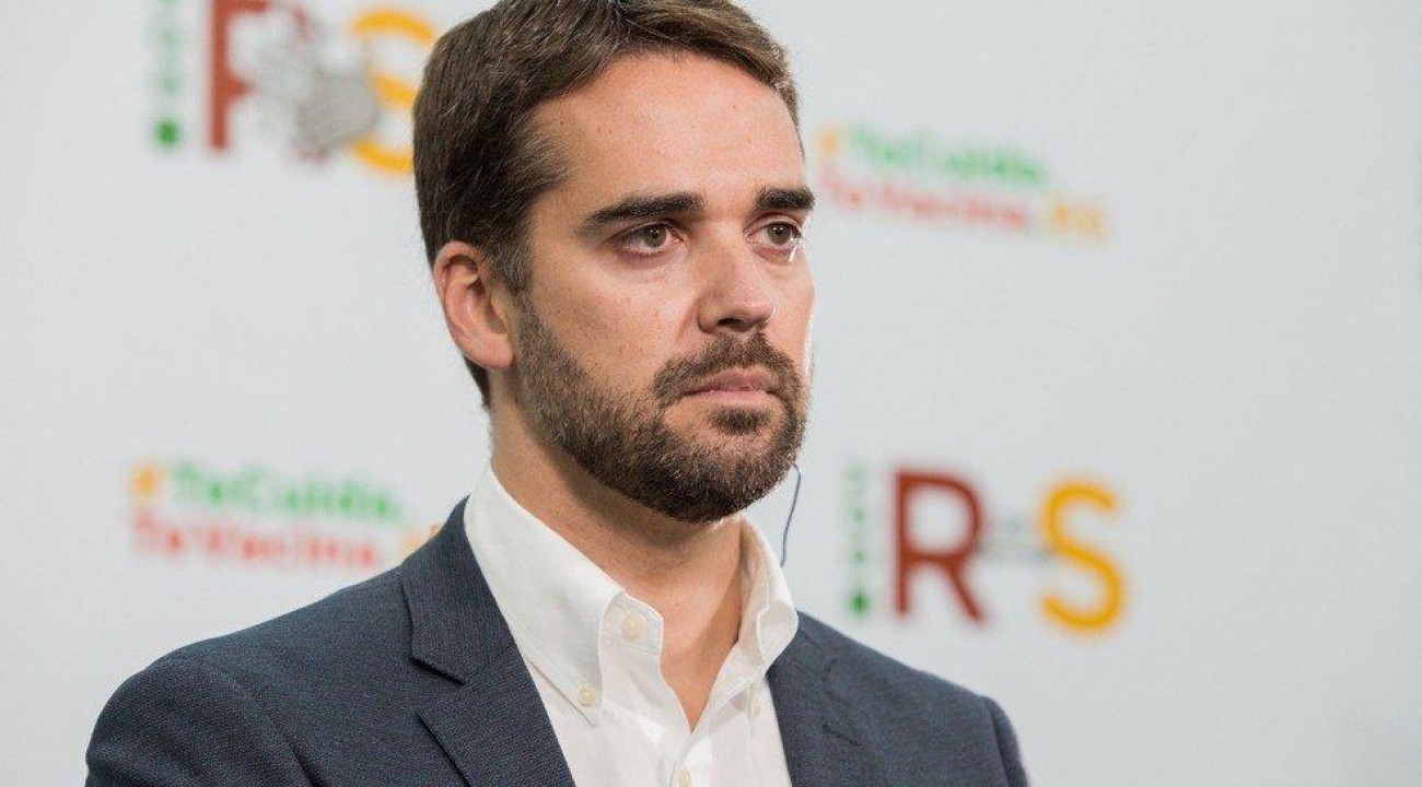 Eduardo Leite anuncia pré-candidatura ao governo gaúcho.