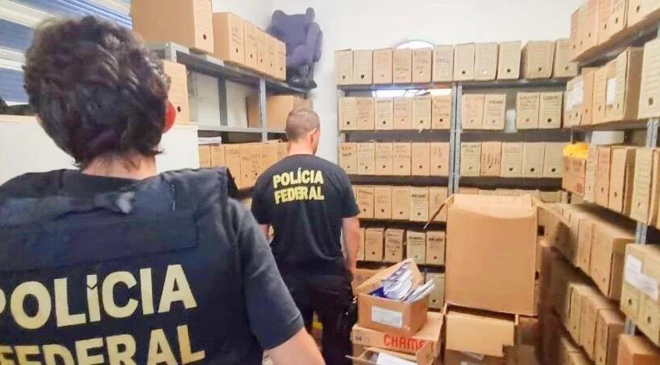 Polícia Federal investiga desvio de recursos da saúde no RS.