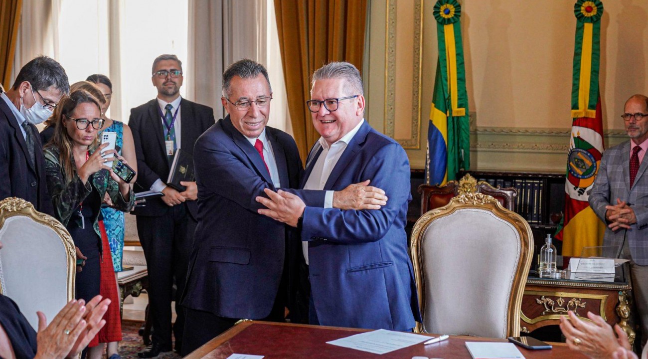 Presidente da Assembleia Legislativa assume o governo do RS.