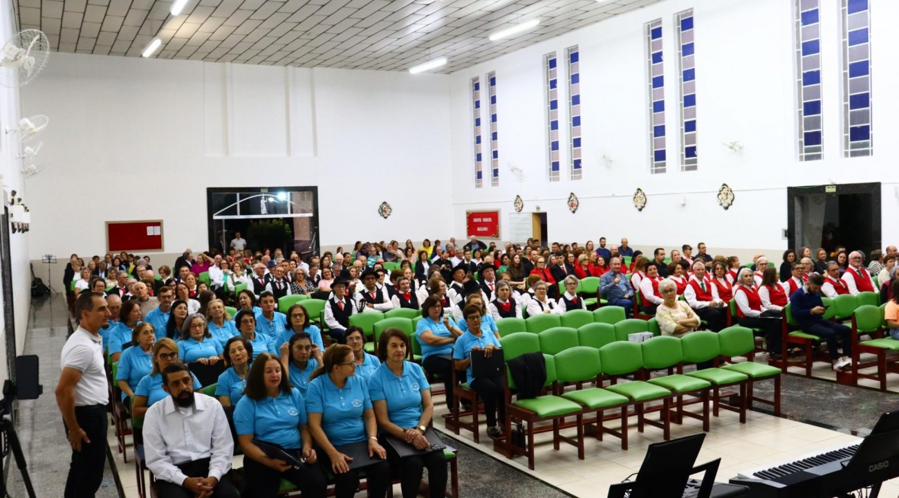 Itatiba do Sul realiza encontro de coros.