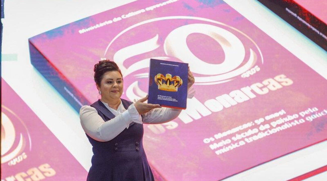 Os Monarcas: 50 Anos de história e emoção eternizados em obra literária