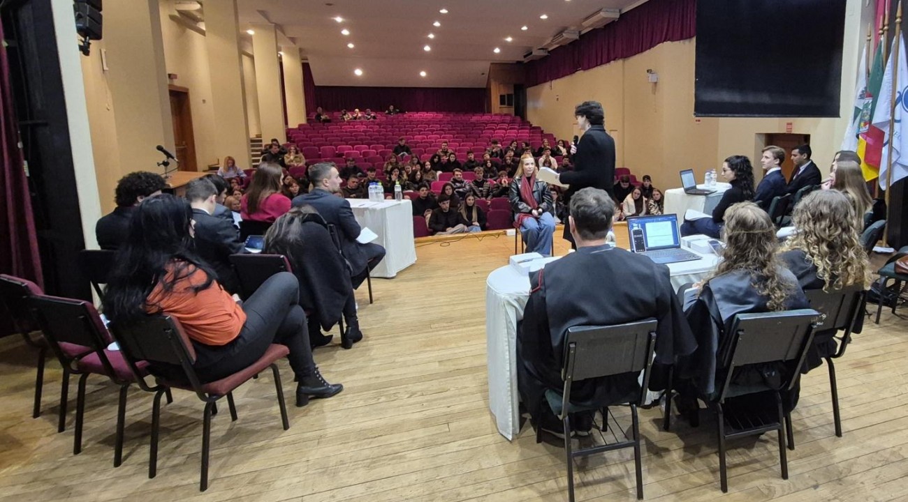 Júri simulado aproxima estudantes da prática jurídica na URI