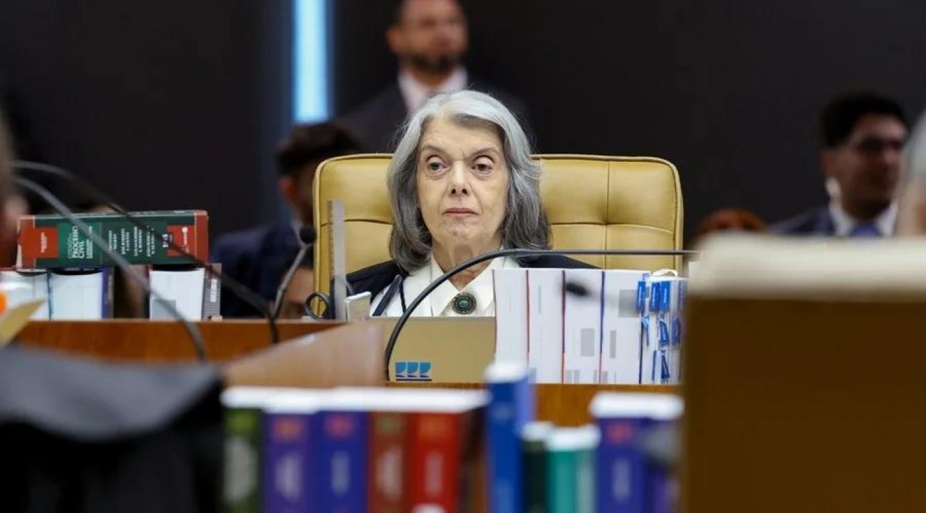 Ministra Cármen Lúcia diz estar “envergonhada” com exposição do STF