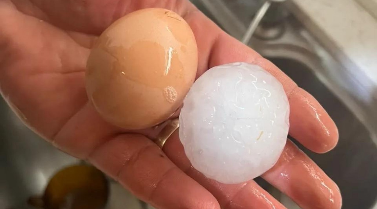 Pedras de granizo do tamanho de um ovo atingem Seara em SC