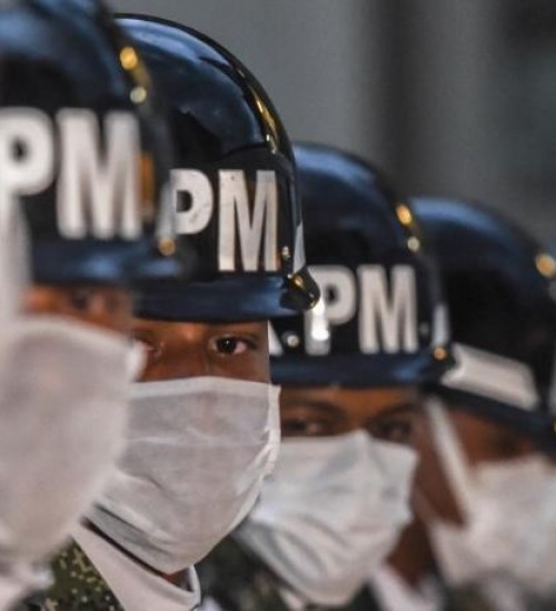 Colômbia aumenta presença militar na fronteira com Brasil e Peru devido à pandemia.