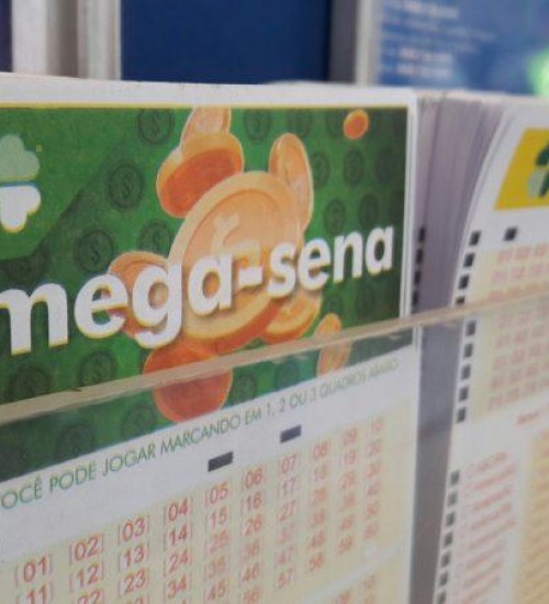 Mega-Sena: ninguém acerta as seis dezenas, e prêmio vai a R$ 56 milhões.