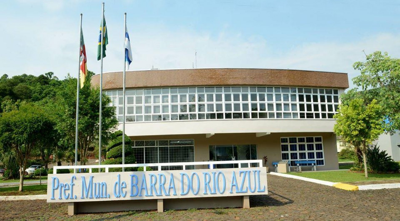 Prefeitura de Barra do Rio Azul divulga nota de pesar devido ao falecimento de servidor.