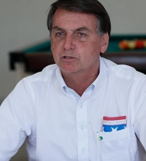 Jair Bolsonaro testa positivo para Covid-19.