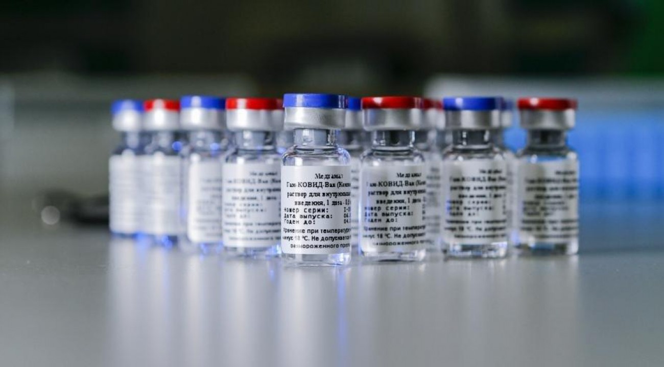 Resultados das fases 1 e 2 da vacina russa mostram que 100% dos voluntários desenvolveram anticorpos.