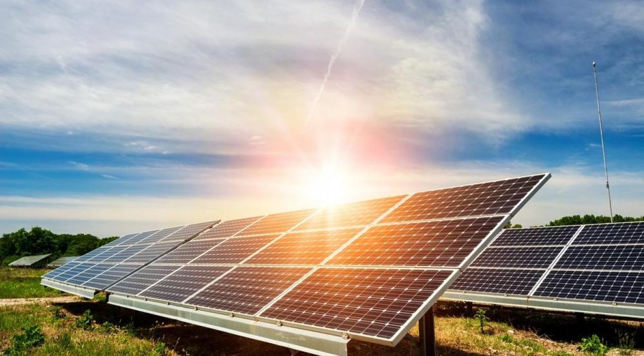 Brasil vê instalações de energia solar em casas crescer 2.000%.