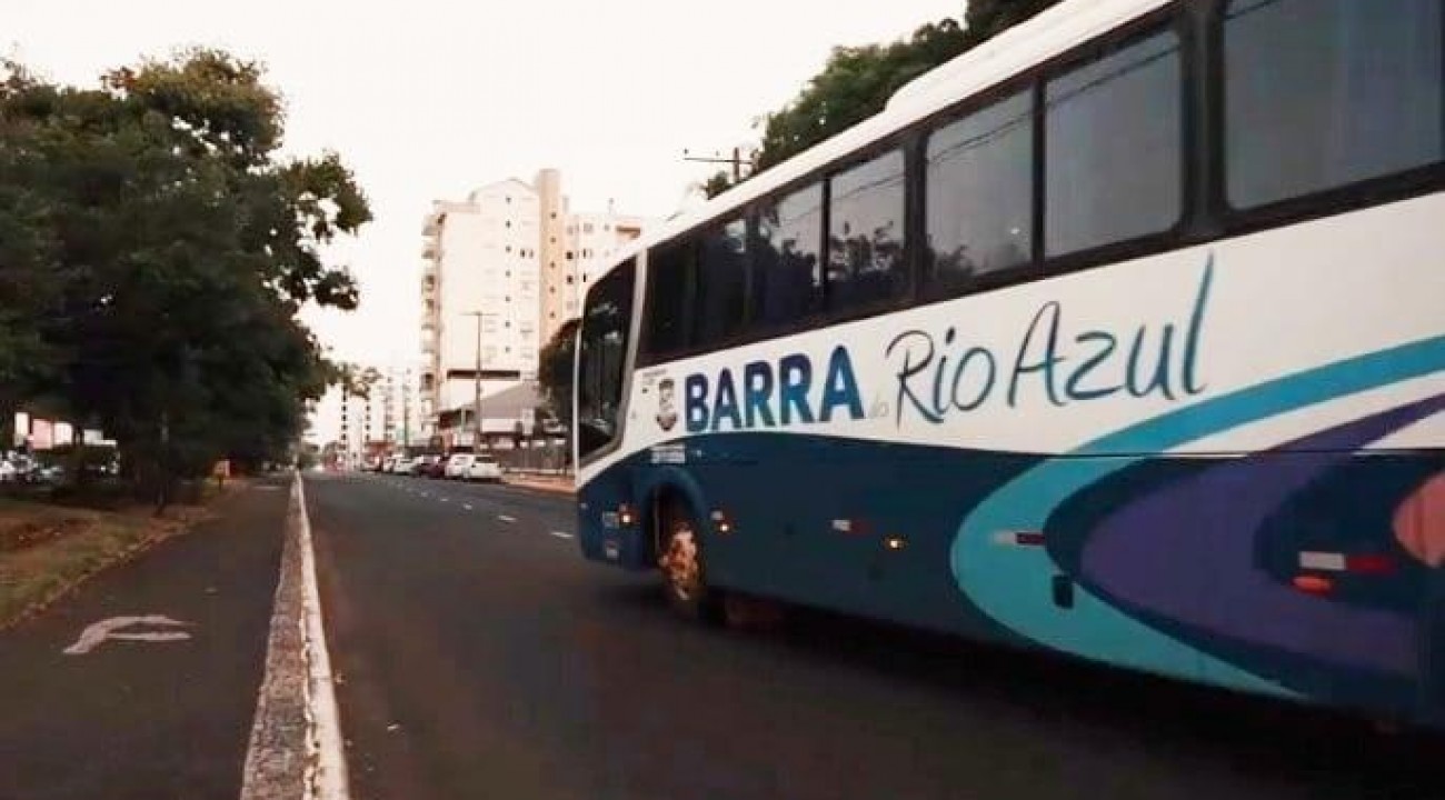 Prefeitura de Barra do Rio Azul passa a subsidiar 100% do transporte aos estudantes.