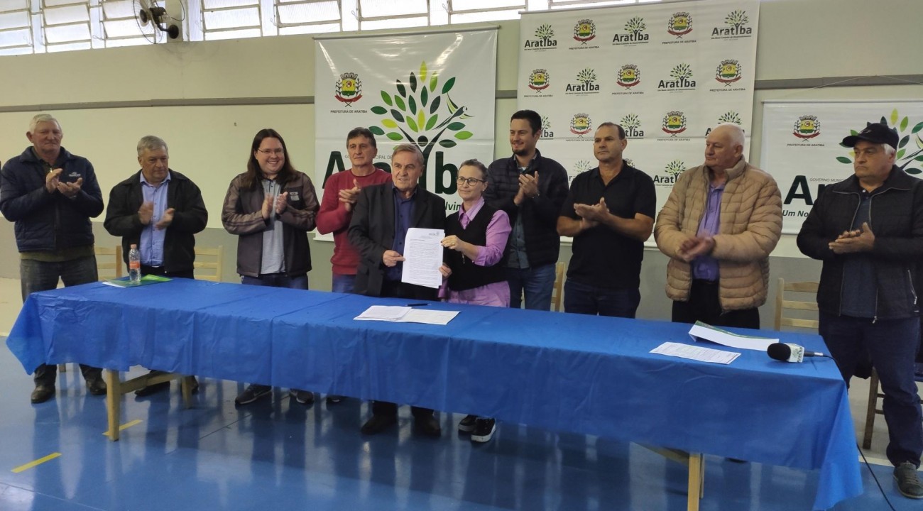 Assinado contrato para asfaltamento do trecho de acesso a RS-420 em Aratiba.
