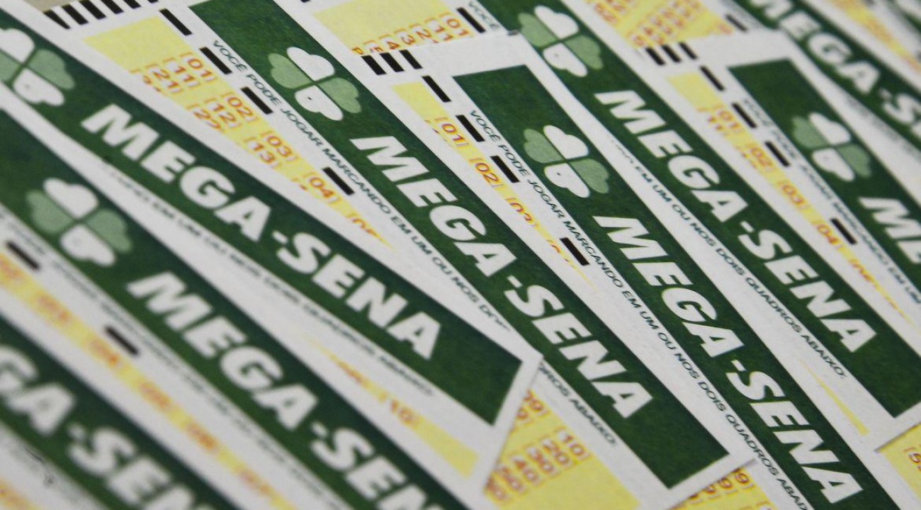 Mega-Sena pode pagar R$ 135 milhões nesta quarta-feira.
