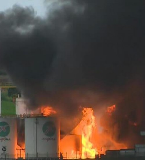 Incêndio em depósito de combustíveis em Chapecó ultrapassa as 24hrs.