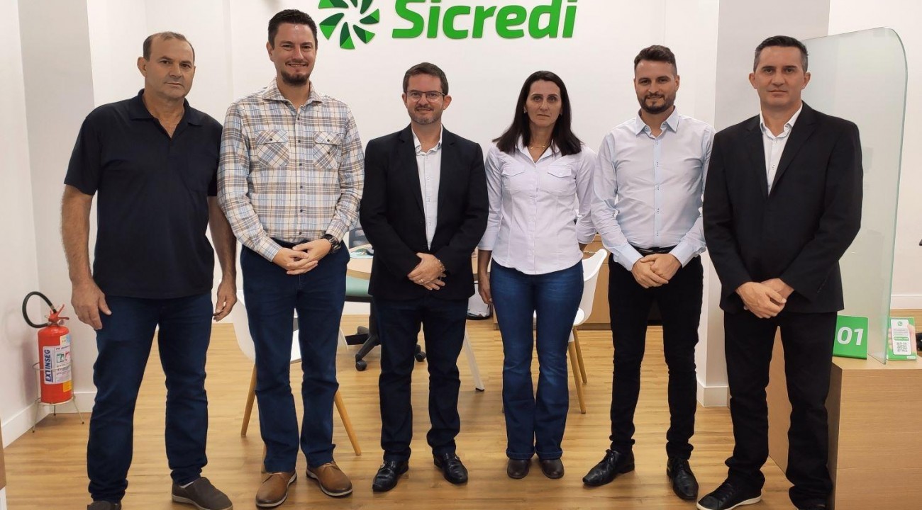 Sicredi reinaugura nova agência em Barra do Rio Azul.